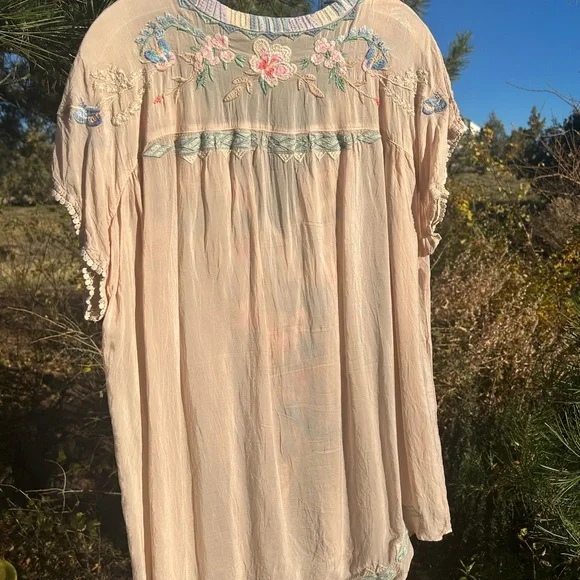 Johnny Was Floral Embroidered Blouse in Cream - Picture 2 of 2